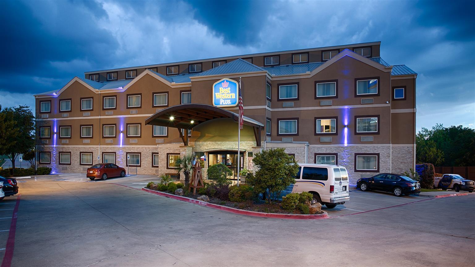 Best Western Plus Arlington North Hotel & Suites Grand Prairie Exterior foto